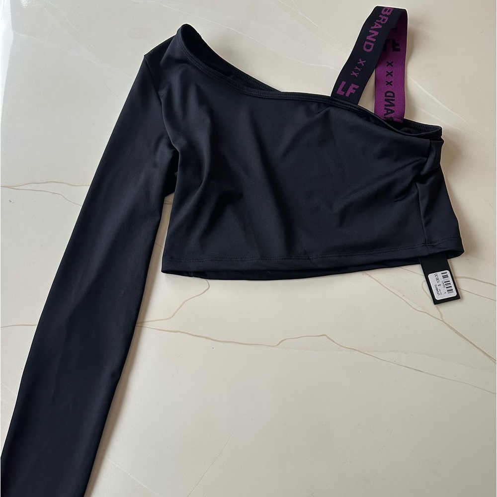 LF Brand Crop Top One Sleeve